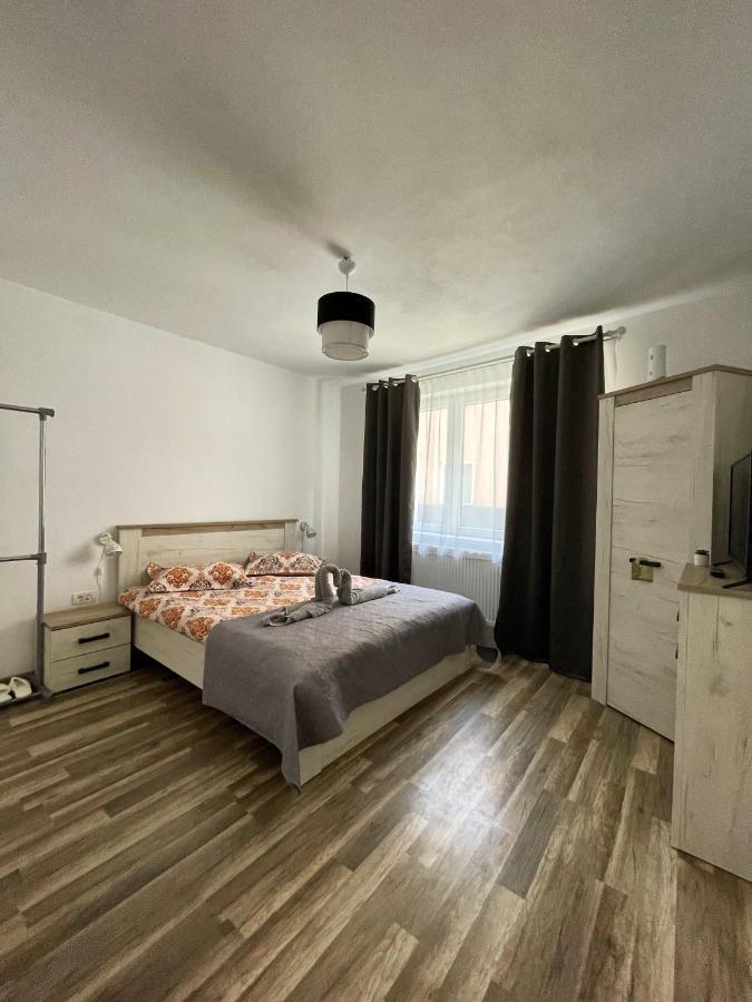 Ferienwohnung La Mary In Old Town Hermannstadt Exterior foto